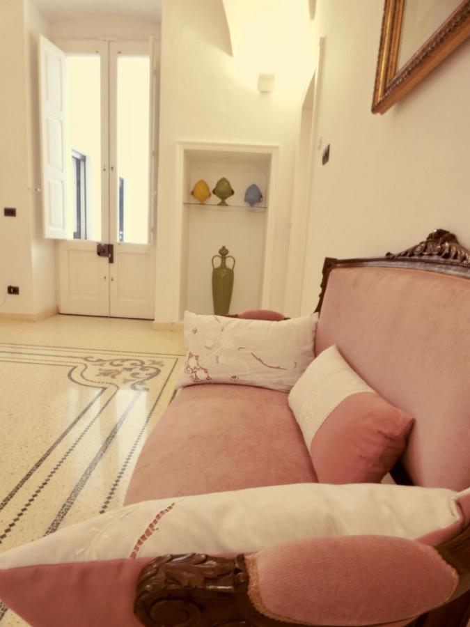 ホテル Palazzo Casto Relais タヴィアーノ エクステリア 写真