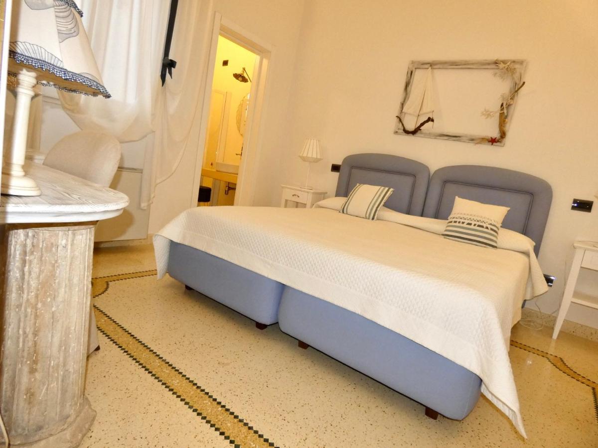 ホテル Palazzo Casto Relais タヴィアーノ エクステリア 写真